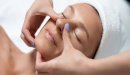 طريقة عمل مساج للوجه للحد من ظهور التجاعيد