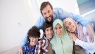 كيف نظم الاسلام العلاقة بين الاباء والابناء