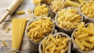 من ماذا تصنع المعكرونة