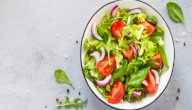 كيف تحضرين سلطة الخضروات للرجيم؟ وما فوائدها؟