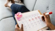 تعرّفي على أسباب تغير موعد الدورة الشهرية