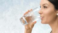 فوائد الماء للبشرة الدهنية