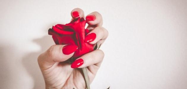 طرق العناية بالاظافر وتطويلها