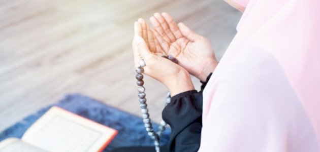 دعاء قصير للام المتوفيه