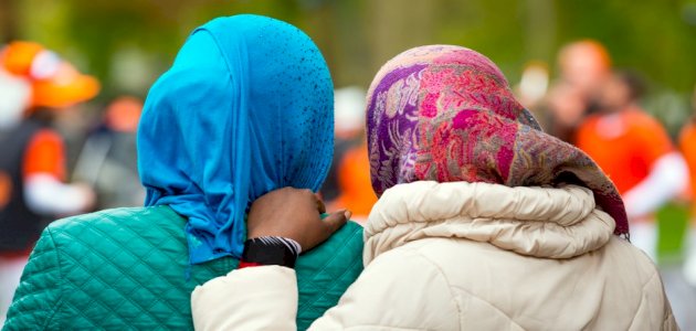 شرح حديث المسلم من سلم المسلمون من لسانه ويده