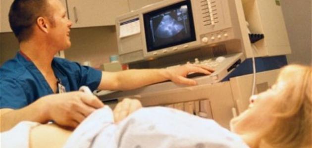 كم يبلغ وزن الجنين في الشهر السابع