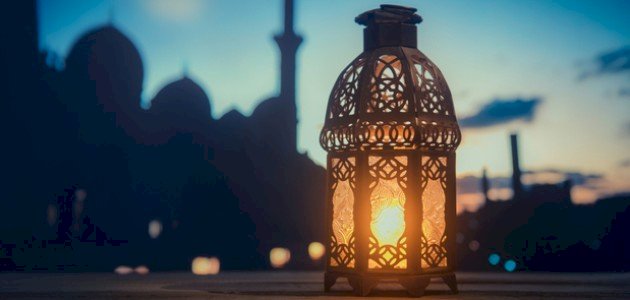 حكم من مارس العادة السرية في رمضان