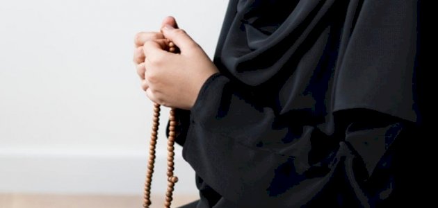 حكم الصلاة في المقبرة