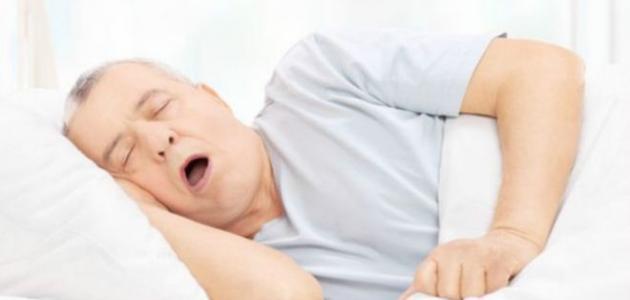 ضيق التنفس عند النوم على الظهر