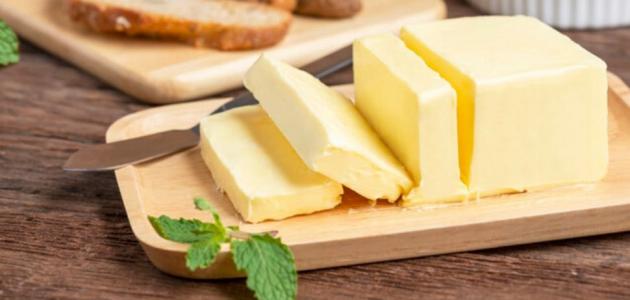 طريقة عمل الزبدة في المنزل