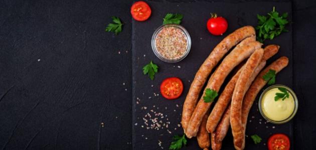 طريقة عمل سجق بالصلصة