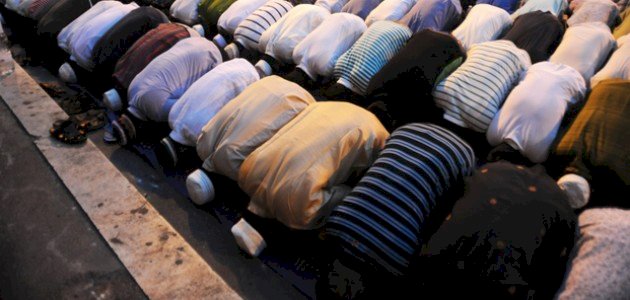 حكم الصلاة خلف المبتدع