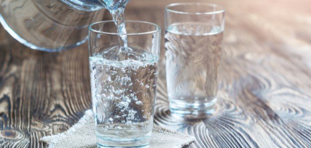 طريقة قراءة القرآن على الماء