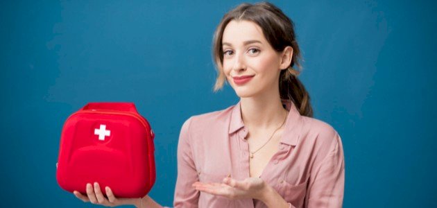 مكونات صندوق الإسعافات الأولية
