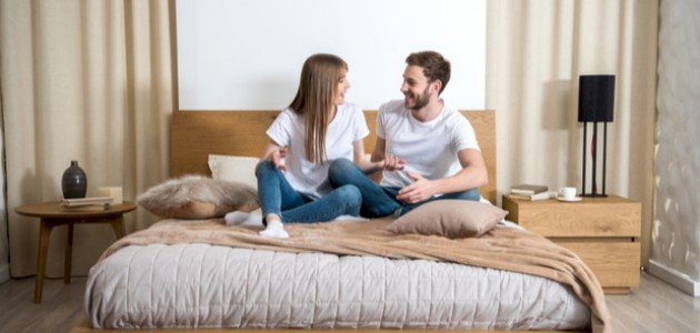 أفكار لتزيين غرفة النوم لعيد الزواج