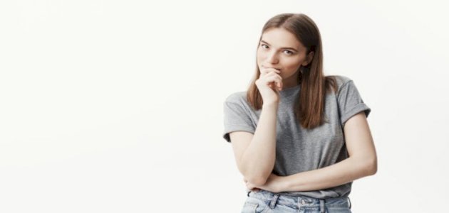 أسباب ظهور الشعر الأبيض في المناطق الحساسة