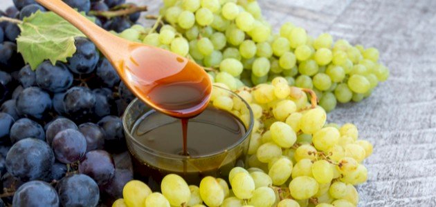 كيف يصنع دبس العنب؟