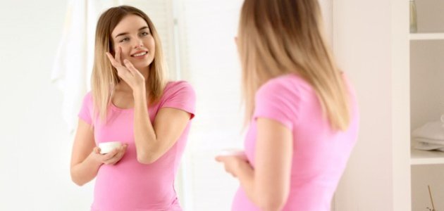 ازالة كلف الحمل من الوجه