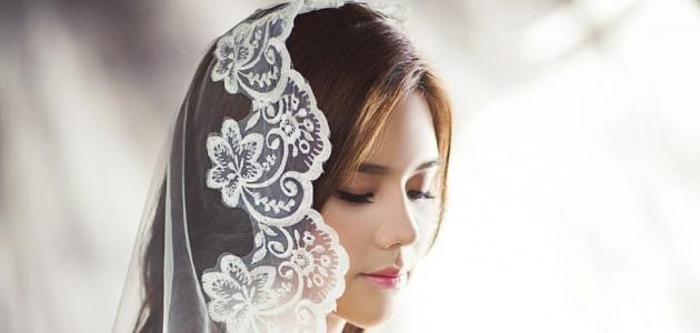 طرحات العرائس للمحجبات وهل يناسبها التاج؟