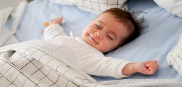 دليلك لاختيار سرير مناسب لطفلك لنوم هادئ