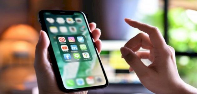 6 تطبيقات يجب أن تمتلكيها على هاتفك المحمول
