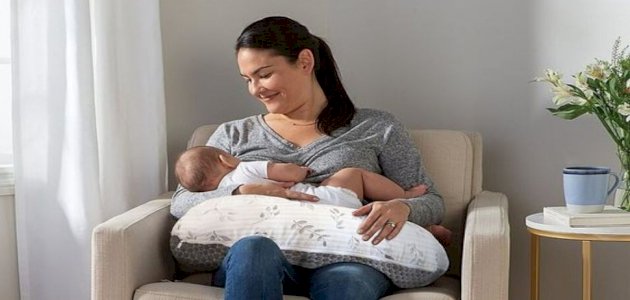 بهذه الطريقة اصنعي مخدة الرضاعة بنفسك