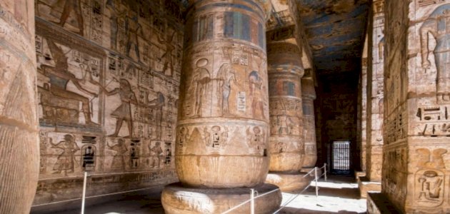 ما هي آثار مصر القديمة؟