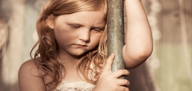 ما هي أسباب شعور طفلك بالتوتر، وكيف تساعدينه على تخطيه؟