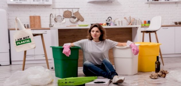 تعانين من أزمة القمامة في المنزل، إليكِ الحلول الآتية