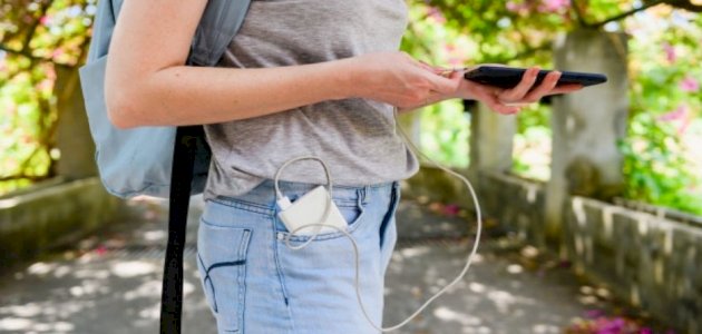كيف تختارين أفضل شاحن متنقل مناسب لك؟