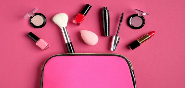 طرق مبتكرة لترتيب المكياج الخاص بك
