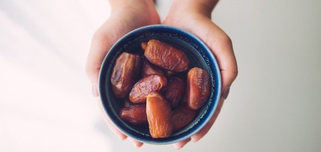 أضرار التمر: هل يمكن أن يسبب طفحًا جلديًا؟