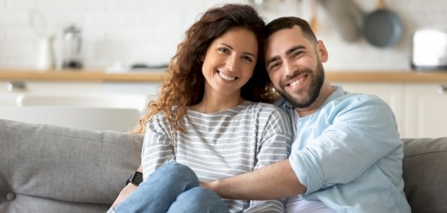 طريقة تعبير الرجل عن حبه من برجه