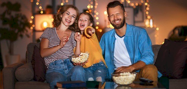 أحداث فيلم إكس لارج: الكثير من الضحك مع عائلتك!