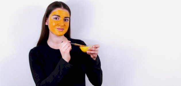 حضري وصفات الكركم لنضارة وجهكِ
