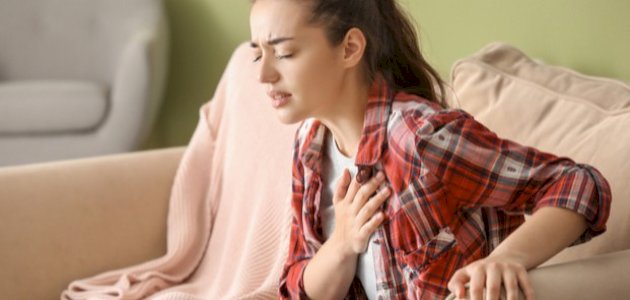 ما هي أعراض انسداد الشرايين عند النساء؟