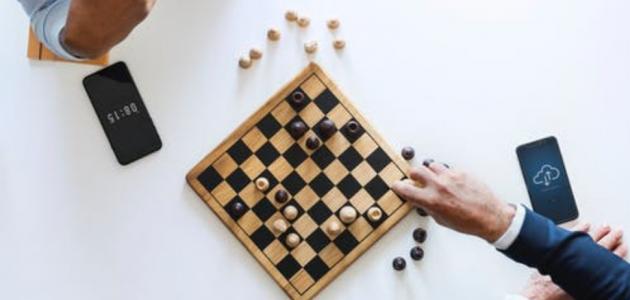 كم عدد مربعات الشطرنج