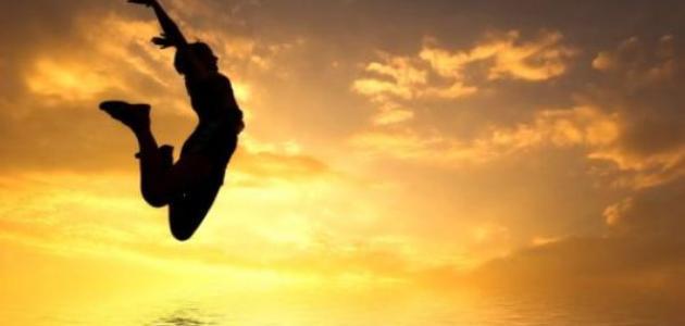 كيف تكونين واثقة من نفسك أمام الآخرين