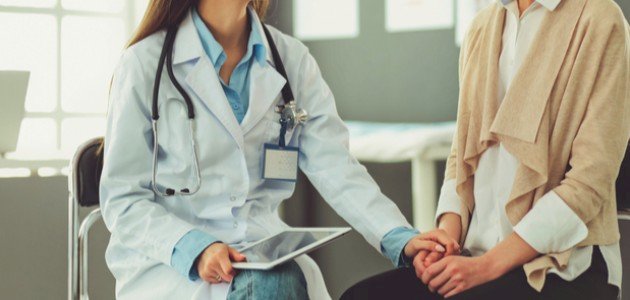 أضرار ممارسة العلاقة الزوجية أثناء الدورة الشهرية
